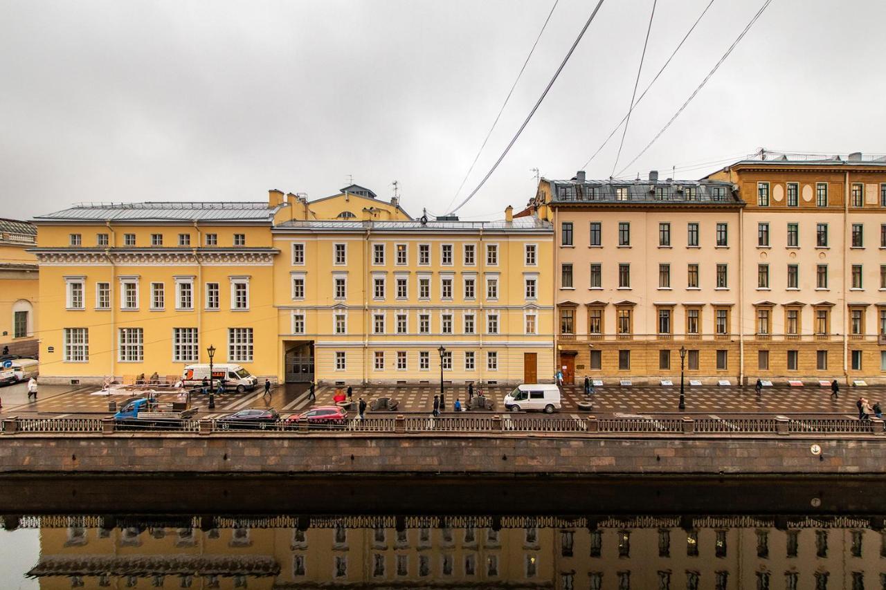 Apartment-Studio At The Savior On Spilled Blood São Petersburgo Exterior foto